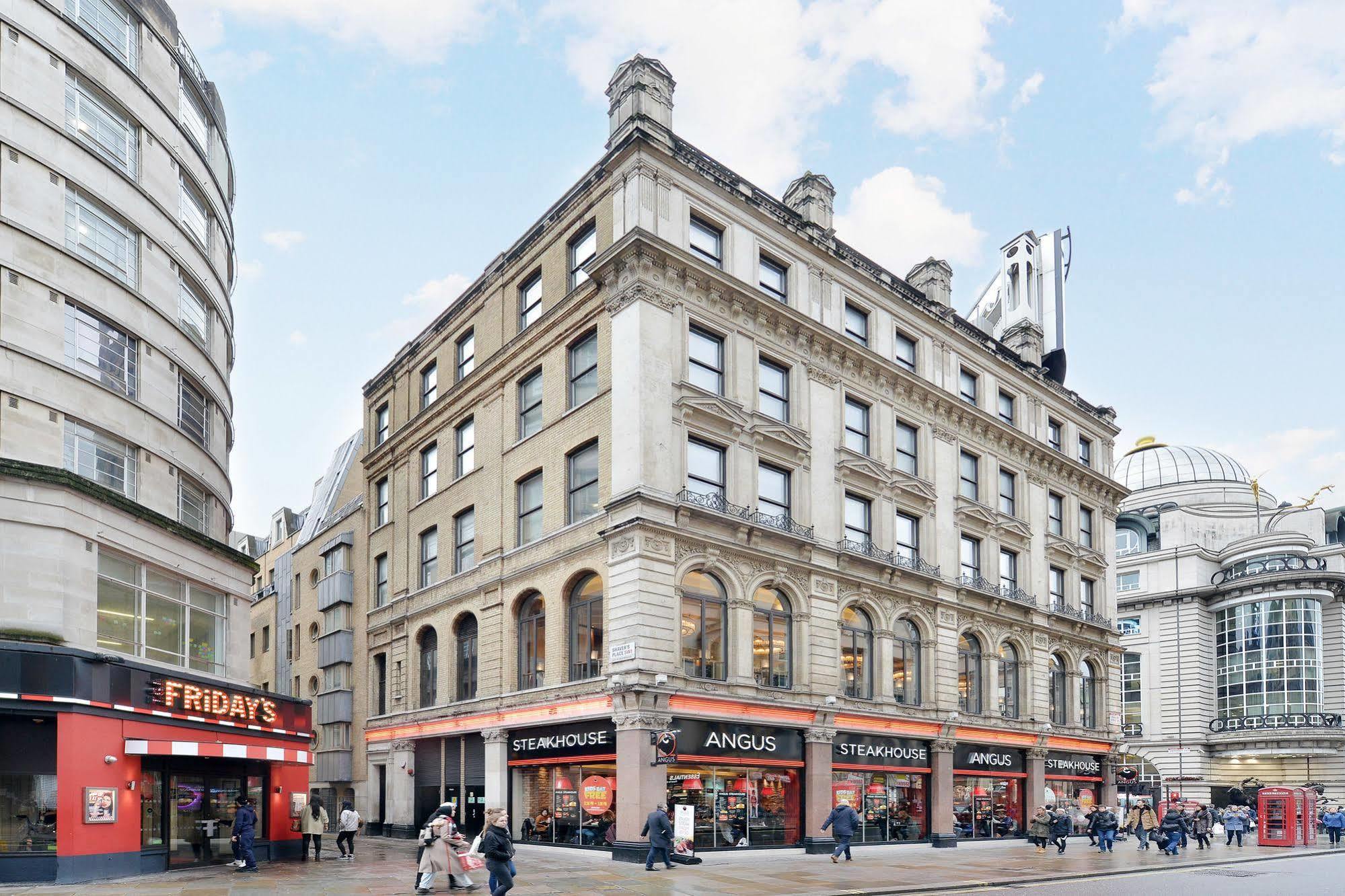 Piccadilly Circus Apartments Лондон Экстерьер фото