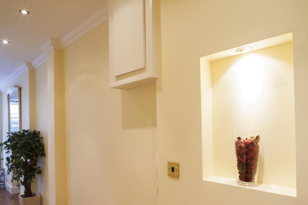 Piccadilly Circus Apartments Лондон Номер фото